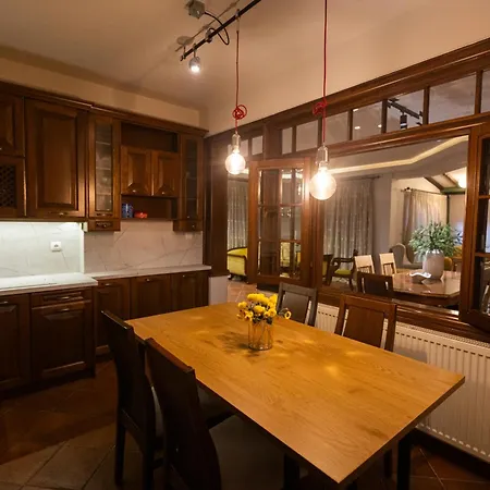 Silyvo Vakantiehuis Tríkala